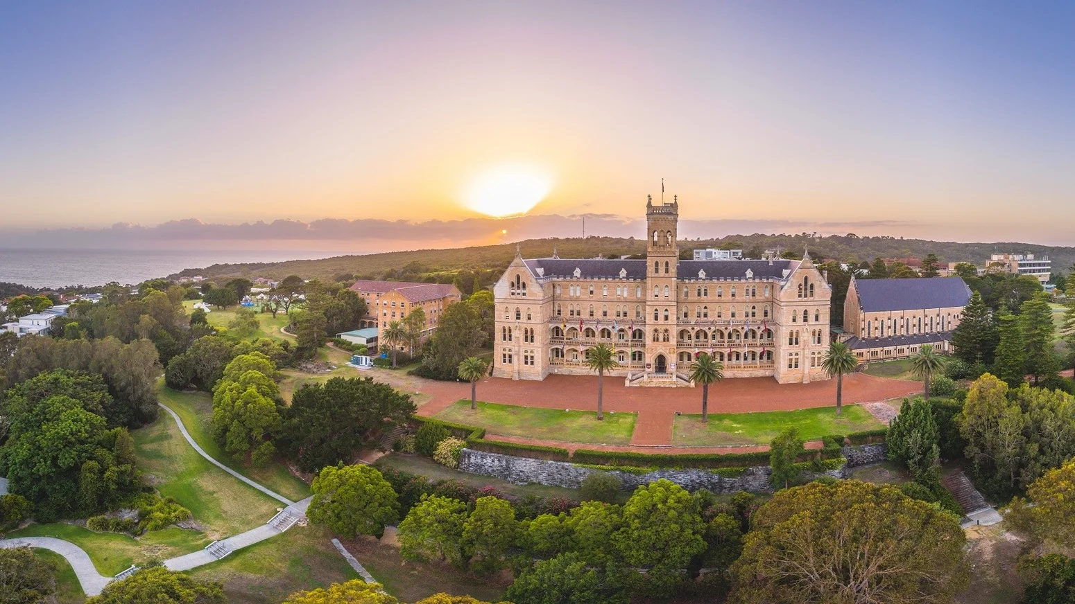 Sydney College of Management