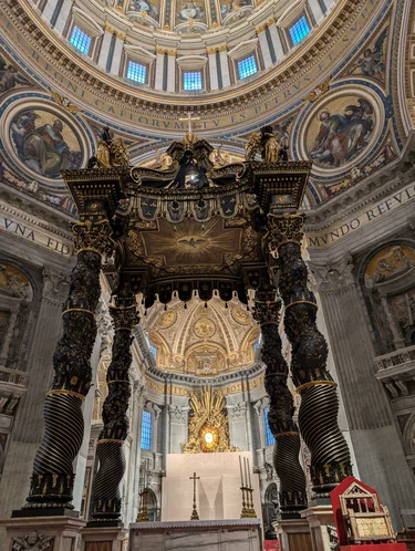 Kirche in Italien mit Schnörkel