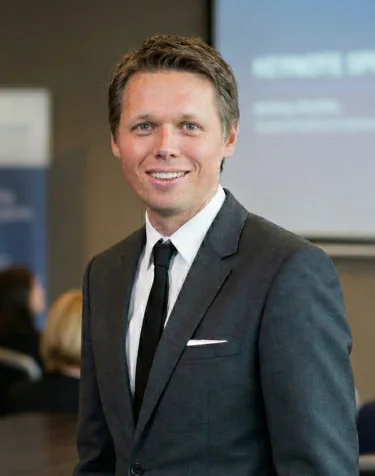 Lutz Behrendt